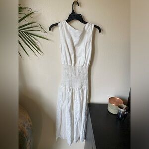 SIR. The Label Women’s Smocked Linen Open Back Dress Size 1 Resortwear Vacation